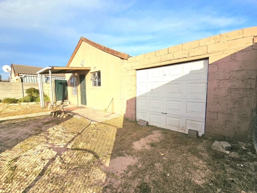 2 Bedroom Property for Sale in Beverly Park Western Cape